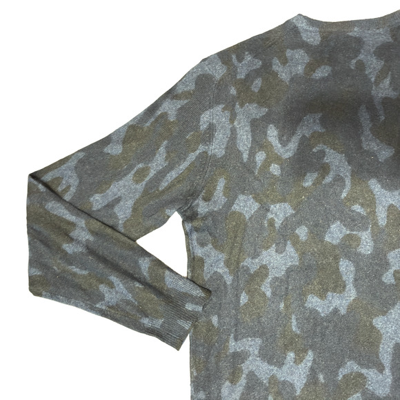 Club Room 100% Cashmere Luxury Navy Blue Camo Print Sweater Men's Large - Picture 12 of 13